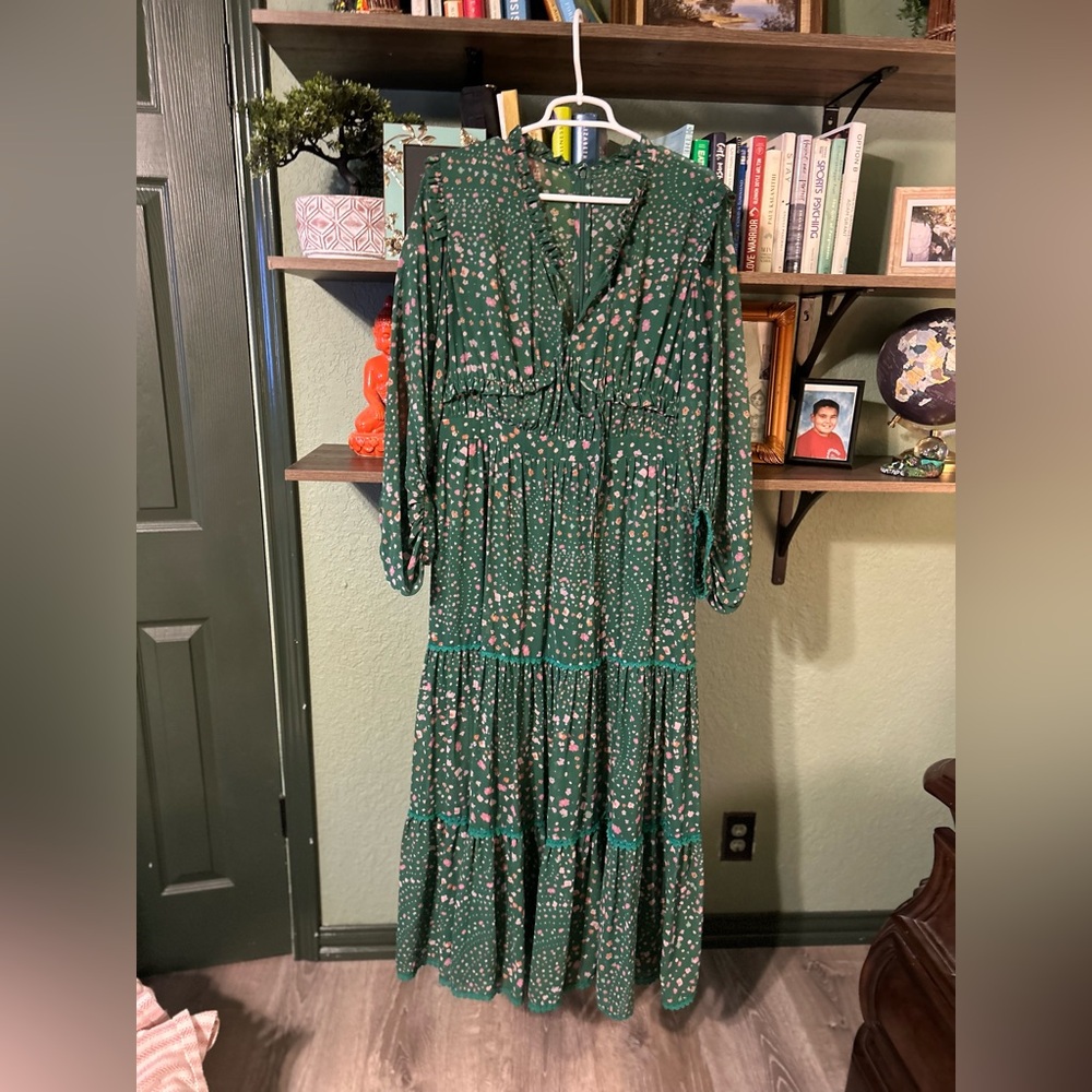 Three floor dress